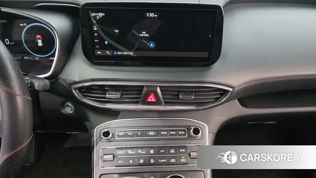 Hyundai The New Santa Fe 2023 Белый из Кореи, фото 4