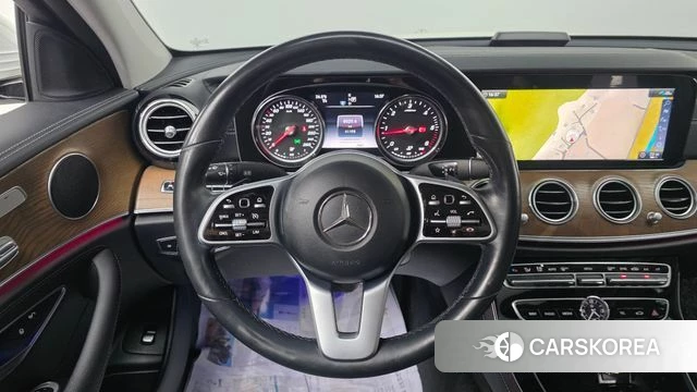 Mercedes-Benz E-Class W213 2020 Белый из Кореи, фото 4