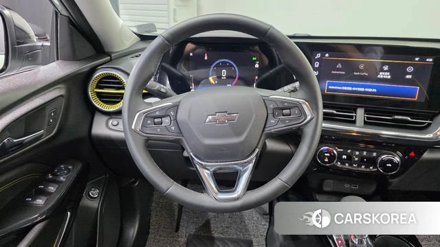 Chevrolet (GM Daewoo) Trax Crossover 2025 Темно-зеленый из Кореи, фото 4