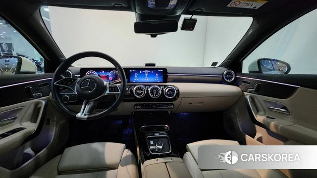 Mercedes-Benz A-Class W177 2024 Белый из Кореи, фото 4