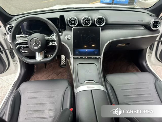 Mercedes-Benz Class C 2023 Белый из Китая, фото 4