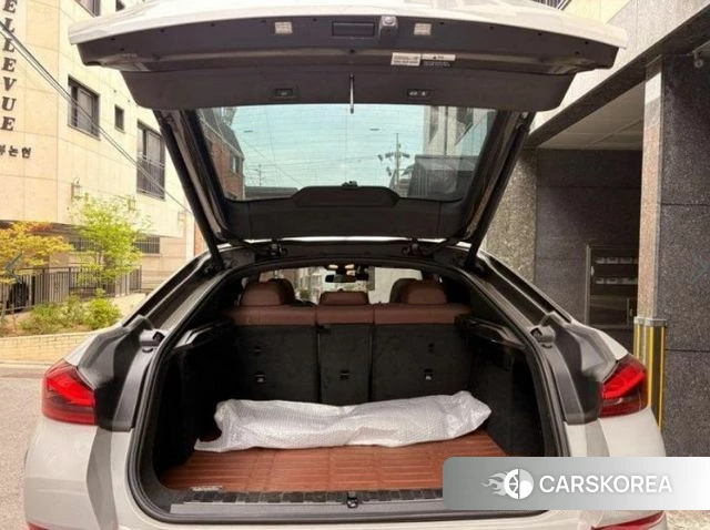 BMW X6 (G06) 2022 Серебристо-серый из Кореи, фото 4