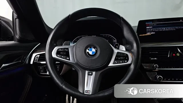 BMW 5 Series (G30) 2020 Серый из Кореи, фото 4