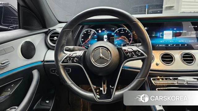Mercedes-Benz E-Class W213 2021 Черный из Кореи, фото 4