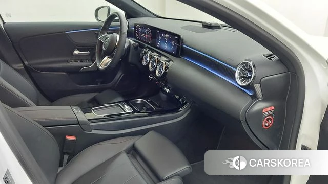 Mercedes-Benz A-Class W177 2025 Белый из Кореи, фото 4