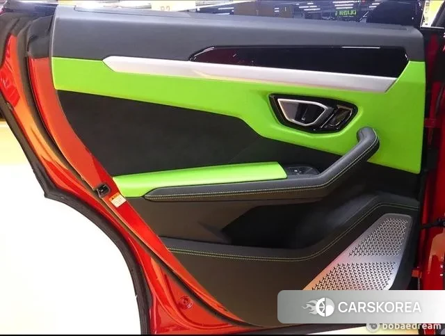 Lamborghini Urus 2022 Красный из Кореи, фото 4