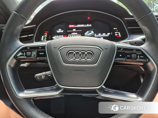 Audi A7 (4K) 2023 Черный из Кореи, фото 4