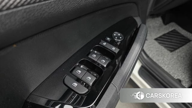 Kia Sportage 5th Generation Hybrid 2021 Белый из Кореи, фото 4