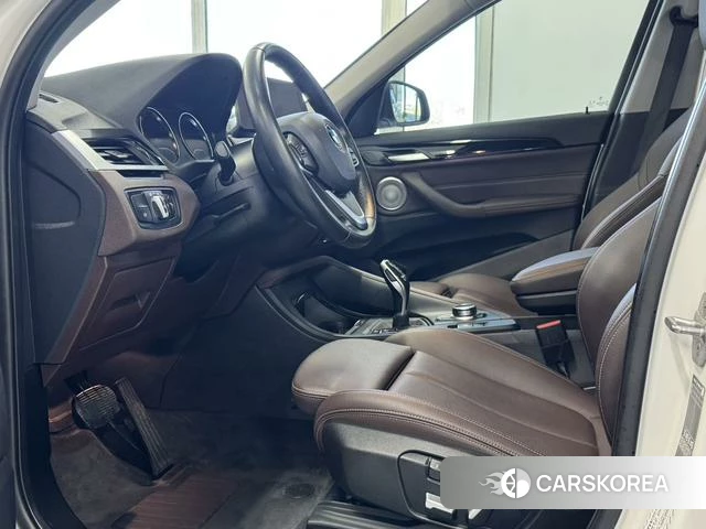 BMW X1 2022 Белый из Китая, фото 4