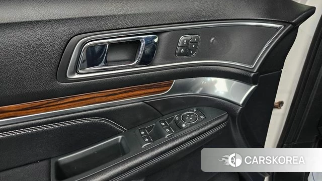 Ford Explorer 2019 Белый из Кореи, фото 4