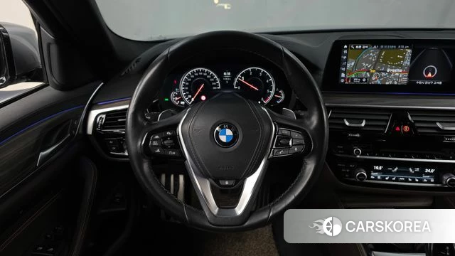 BMW 5 Series (G30) 2018 Серый из Кореи, фото 4
