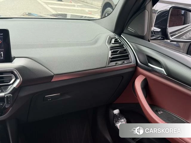 BMW X3 2022 Темно-серый из Китая, фото 4