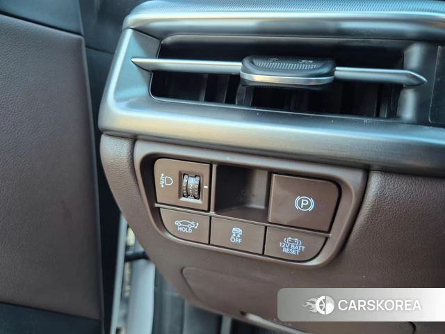 Hyundai Grandeur Hybrid (GN7) 2023 Белый из Кореи, фото 4