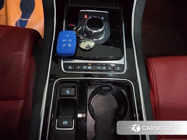 Jaguar XE 2019 Белый из Кореи, фото 4