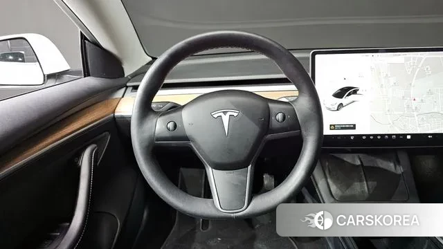 Tesla Model 3 2021 Белый из Кореи, фото 4
