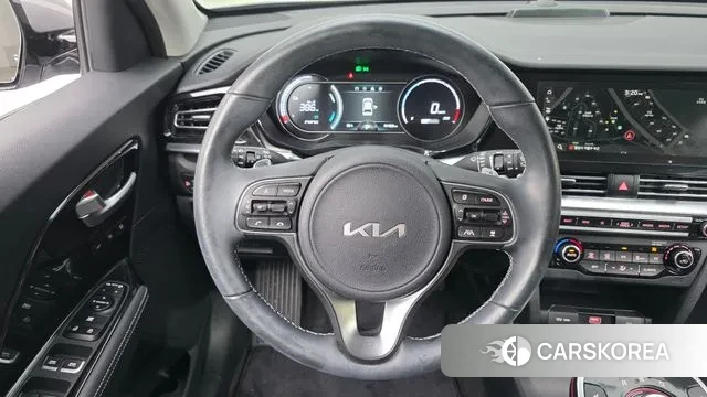 Kia Niro EV 2021 Серебряный из Кореи, фото 4