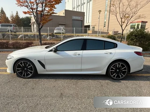 BMW 8 Series (G15) 2025 Белый из Кореи, фото 4