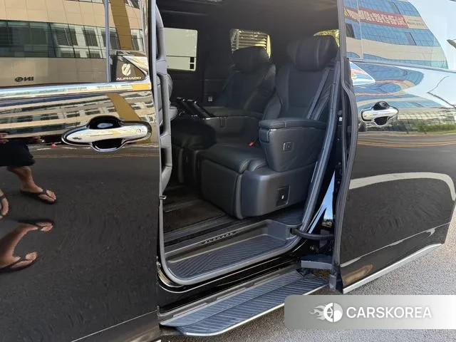 Toyota Alphard 4th Generation 2025 Черный из Кореи, фото 4