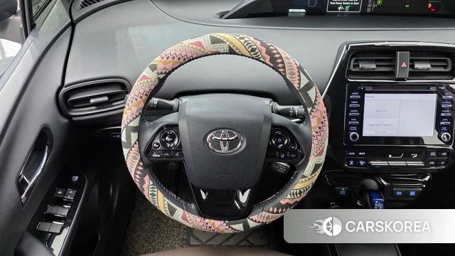 Toyota Prius 4th Generation 2021 Белый из Кореи, фото 4