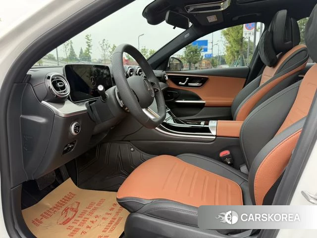 Mercedes-Benz Class C 2025 Белый из Китая, фото 4