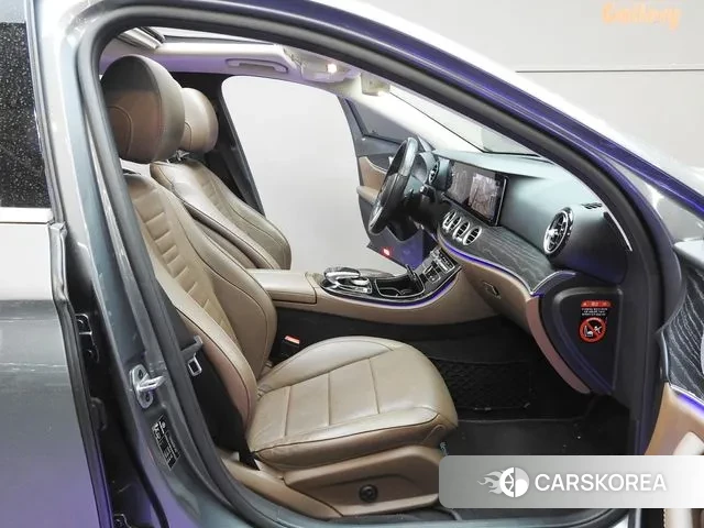 Mercedes-Benz E-Class W213 2019 Серый из Кореи, фото 4