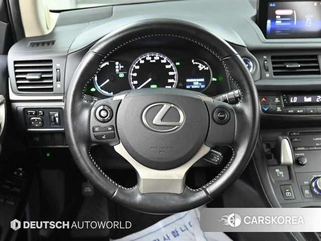 Lexus CT200h 2018 Белый из Кореи, фото 4
