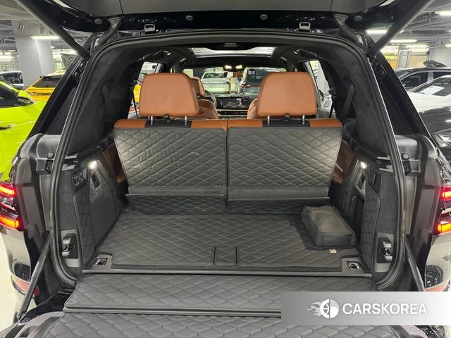 BMW X7 (G07) 2023 Черный из Кореи, фото 4