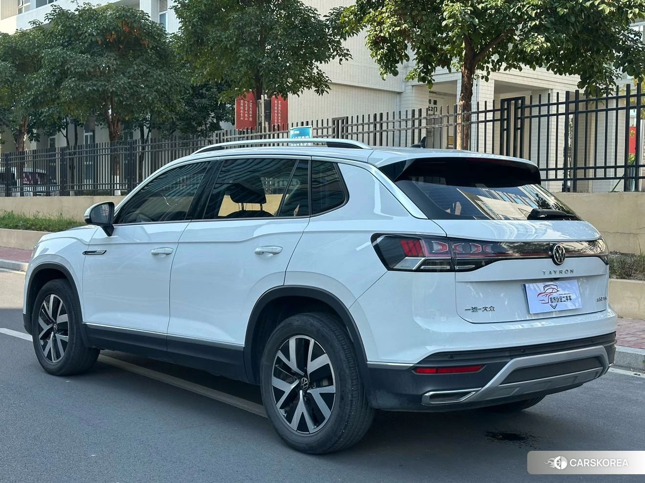 Volkswagen Tanyue 2022 Белый из Китая, фото 4