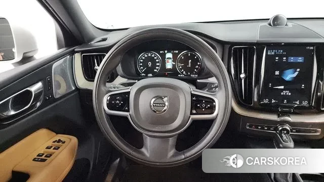 Volvo XC60 second Generation 2019 Белый из Кореи, фото 4