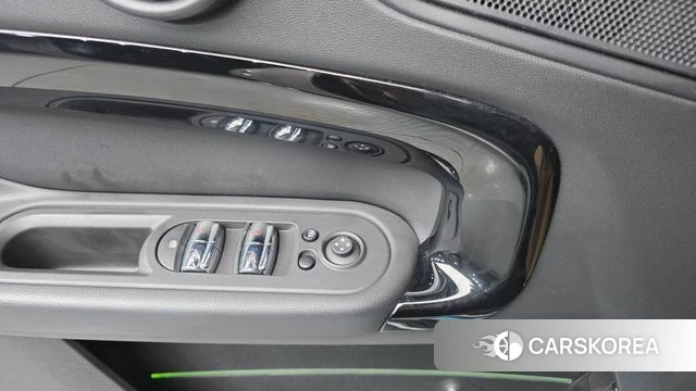Mini Cooper Countryman 2023 Песочный из Кореи, фото 4