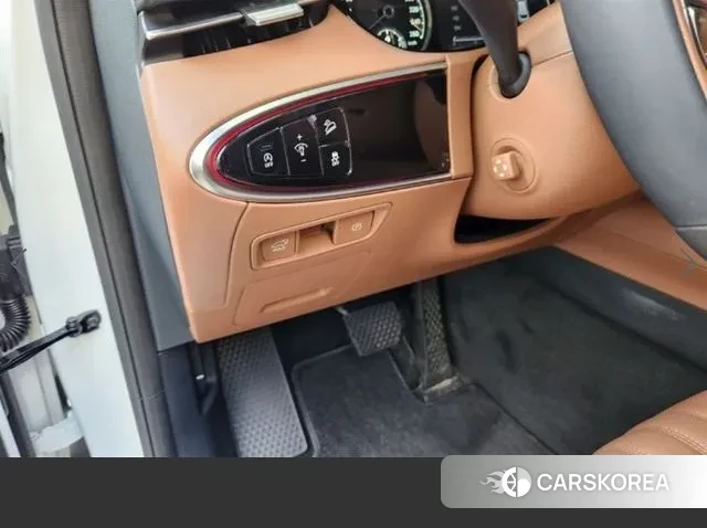 Genesis GV70 2023 Белый из Кореи, фото 4