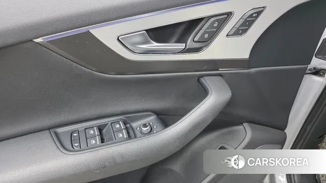 Audi Q7 (4M) 2019 Серебряный из Кореи, фото 4