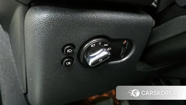 Mini Cooper 2019 Жемчужный цвет из Кореи, фото 4