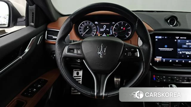 Maserati Ghibli id 4344071 из Кореи 4