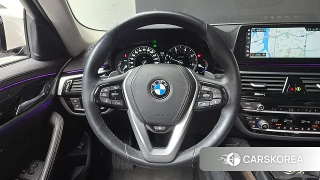 BMW 5 Series (G30) 2018 Белый из Кореи, фото 4