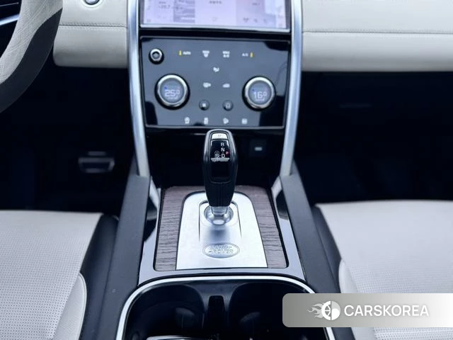 Land Rover Discover Sports PHEV 2022 Темно-серый из Китая, фото 4