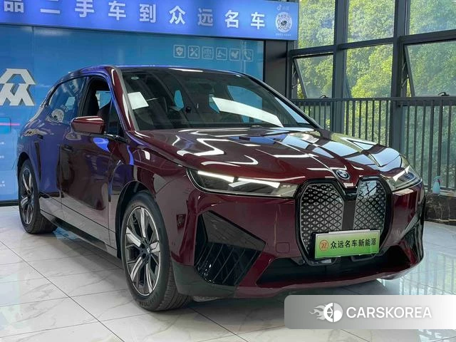 BMW iX 2022 Красный из Китая, фото 4