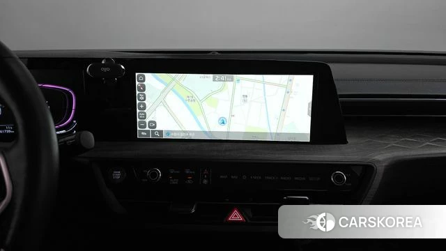 Kia K8 2023 Серебристо-серый из Кореи, фото 4