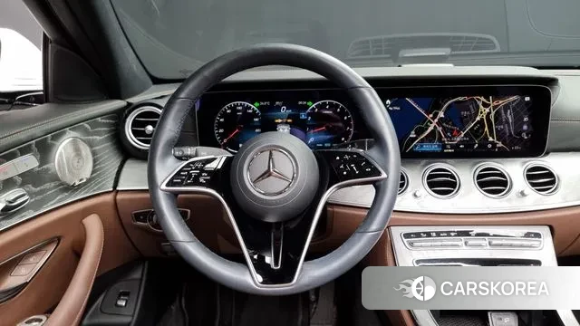 Mercedes-Benz E-Class W213 2022 Белый из Кореи, фото 4