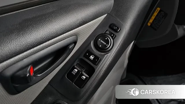 Hyundai The New Grand Starex 2019 Белый из Кореи, фото 4