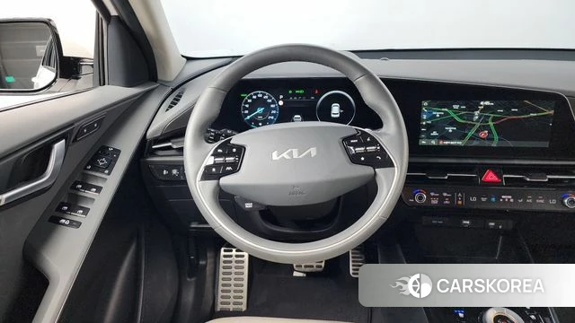 Kia Di Ol Nu Niro 2022 Белый из Кореи, фото 4