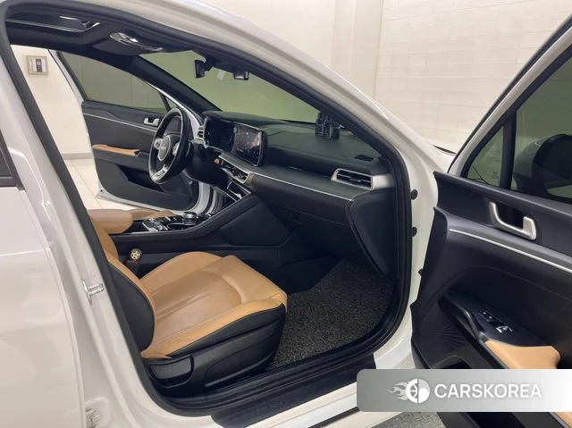 Kia K5 3rd generation 2022 Белый из Кореи, фото 4