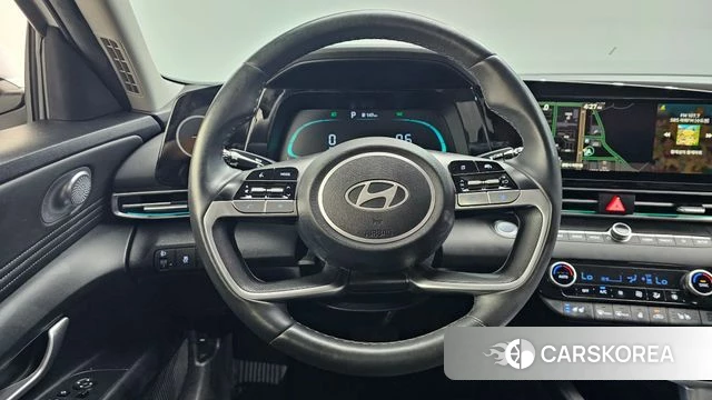 Hyundai The New Avante (CN7) 2023 Белый из Кореи, фото 4