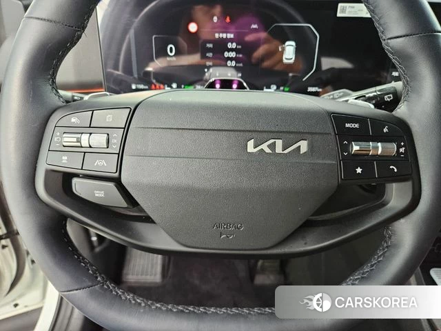 Kia The New Sportage 5th Generation Hybrid 2026 Белый из Кореи, фото 4