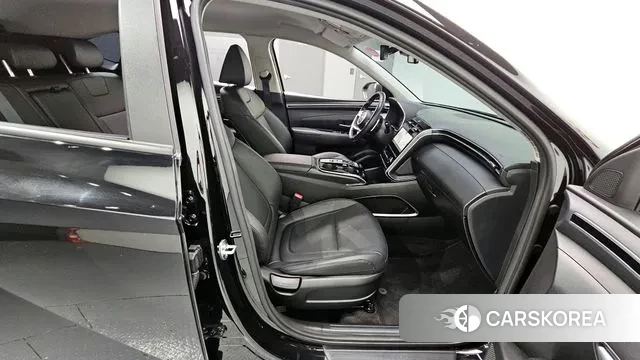 Hyundai Tucson (NX4) 2022 Черный из Кореи, фото 4