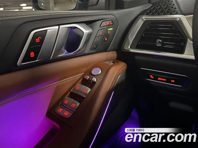 BMW X7 (G07) 2023 Белый из Кореи, фото 4