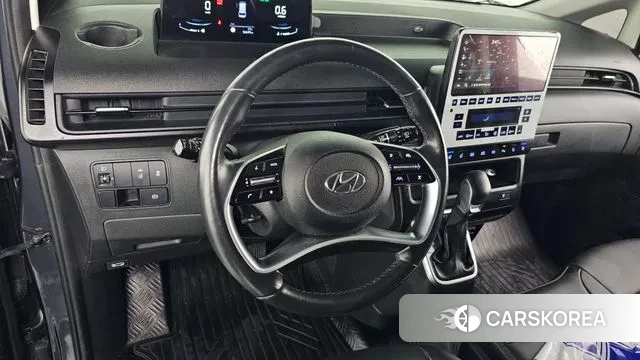 Hyundai Staria 2023 Серый из Кореи, фото 4