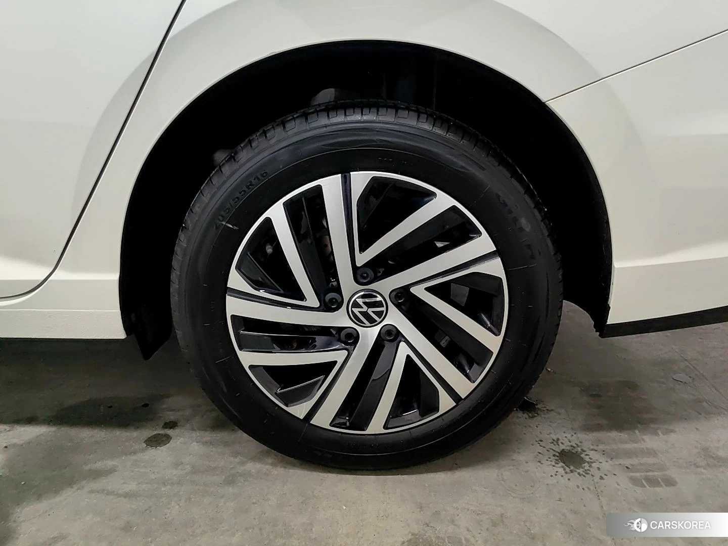 Volkswagen Lavida 2023 Белый из Китая, фото 4