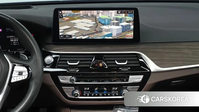 BMW 6 Series GT (G32) 2023 Серебристо-серый из Кореи, фото 4