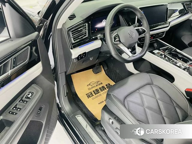 Volkswagen Tourang 2023 Черный из Китая, фото 4